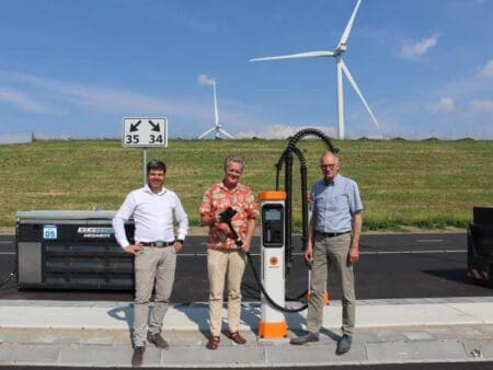 Dutch utility coordinates flexibility contracts for continuous EV charge